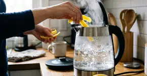 Por que na Turquia eles sempre fervem cascas de limão na chaleira antes de preparar o chá da tarde