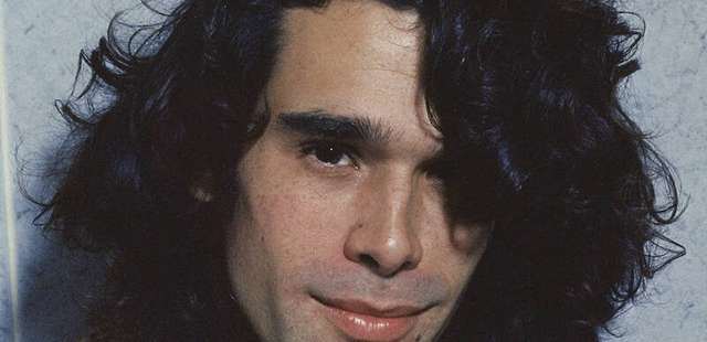 Zé Ibarra estreia o show de ‘Afim’