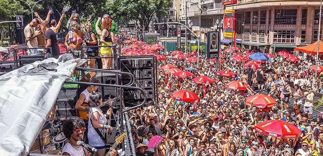 Bloco Explode Coração