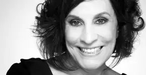 Inscreva-se para master class gratuita com a atriz Stella Miranda