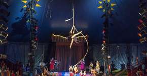 Espetáculo de circo no Sesc Vila Mariana