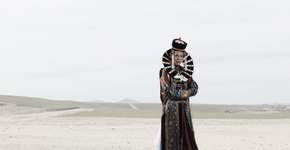 Fotógrafo registra trans que vivem em sociedades escondidas