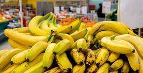 Banana ajuda a reduzir o colesterol e pode prevenir câncer gastrointestinal