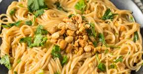 Macarrão vietnamita com amendoim: fácil e surpreendente