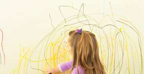 Como limpar as paredes sem estragar a pintura: veja dicas práticas e eficazes